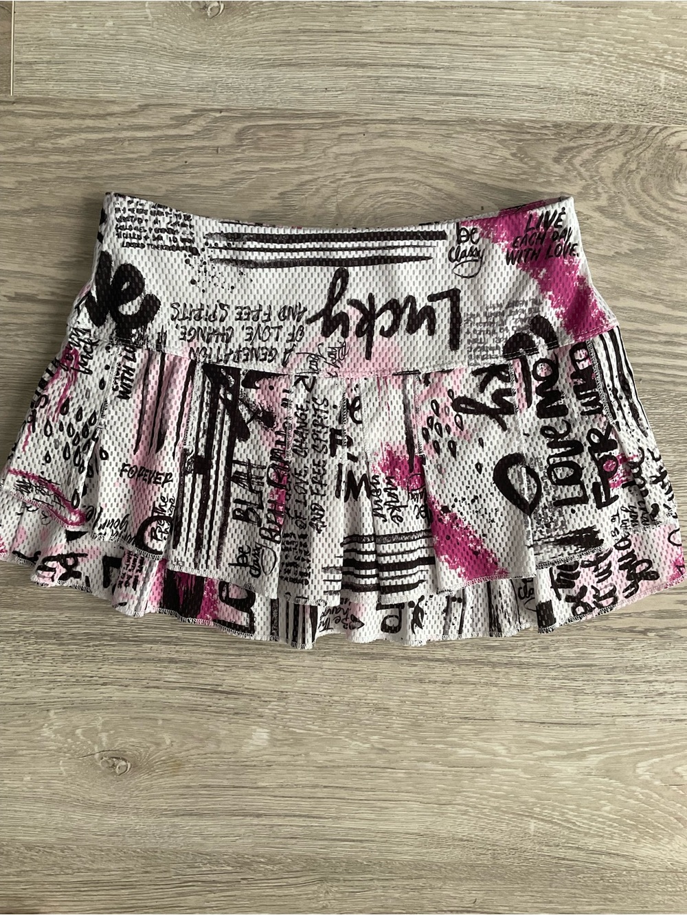 Lucky in love tennis skirt - Picture 5 of 5